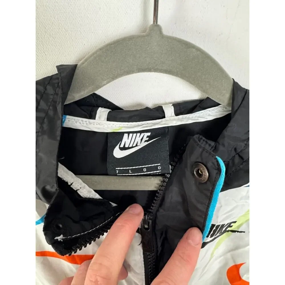 Nike Windbreaker - Boy's 7